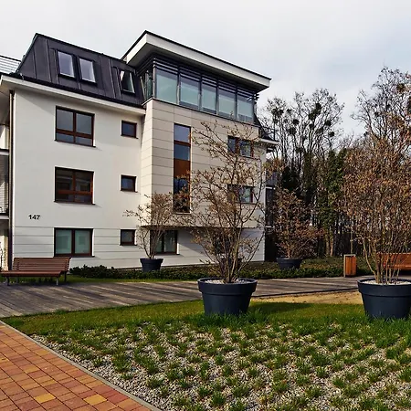 Aquarius, Sun & Snow *