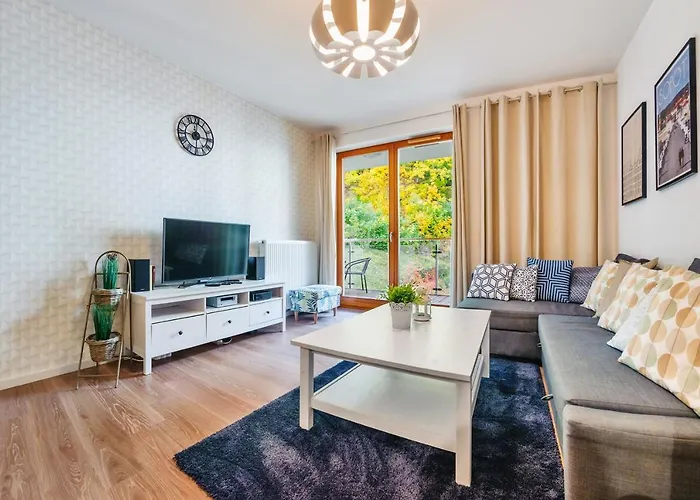 Aquarius, Sun & Snow アパート