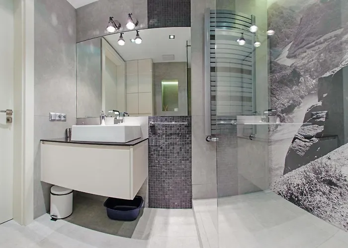 Aquarius, Sun & Snow アパート